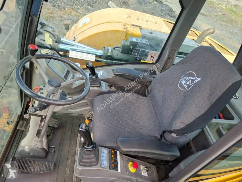 جرافة Mecalac 714 MW RR
