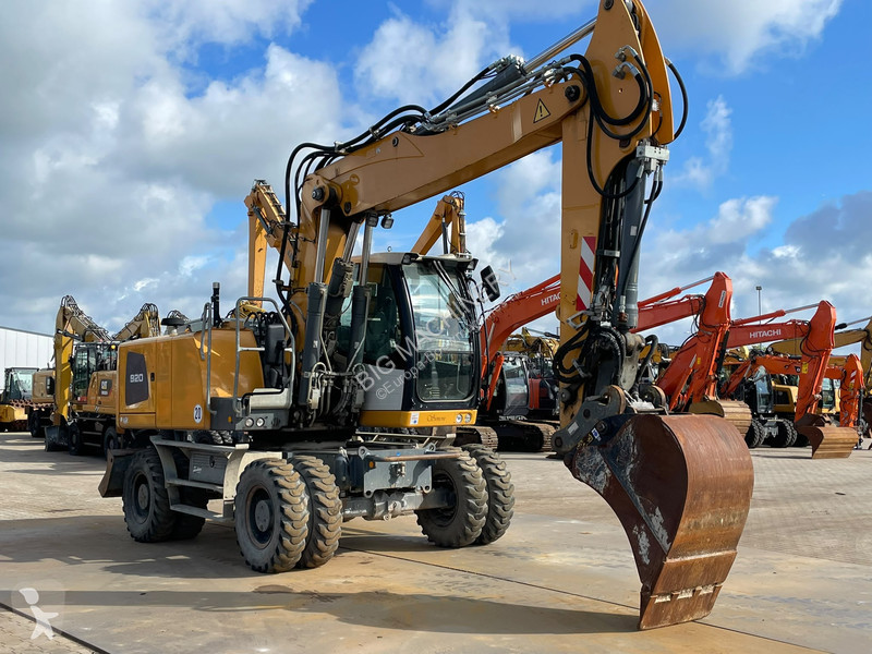 جرافة Liebherr A920