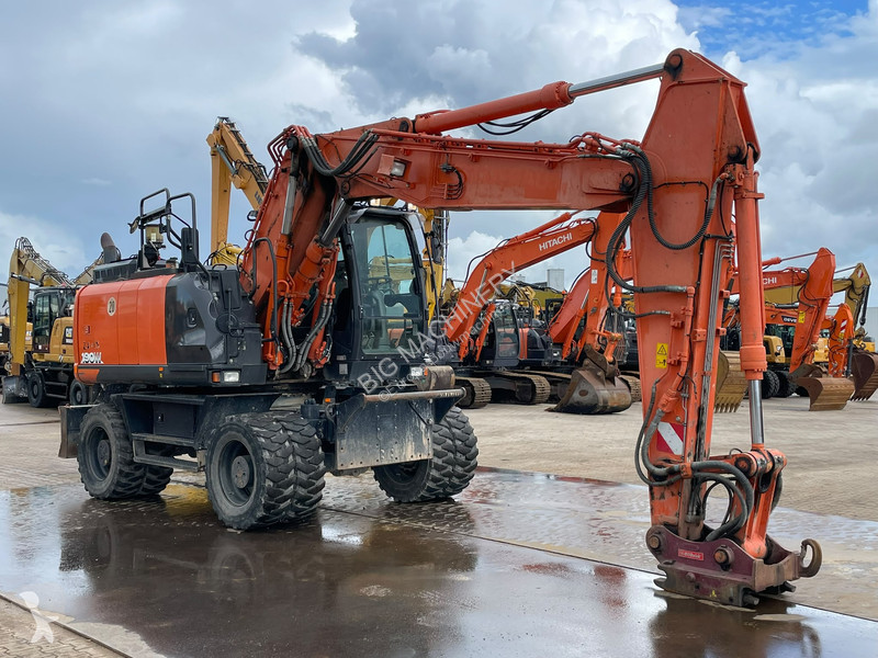 جرافة Hitachi ZX190W-6