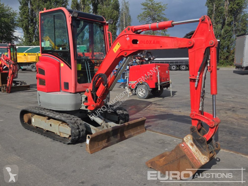 جرافة Volvo ECR25D