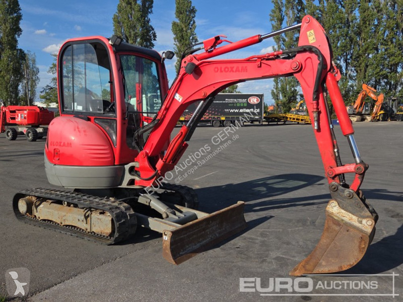 جرافة JCB