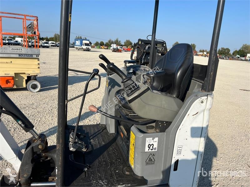 جرافة Bobcat E17Z Mini Excavator