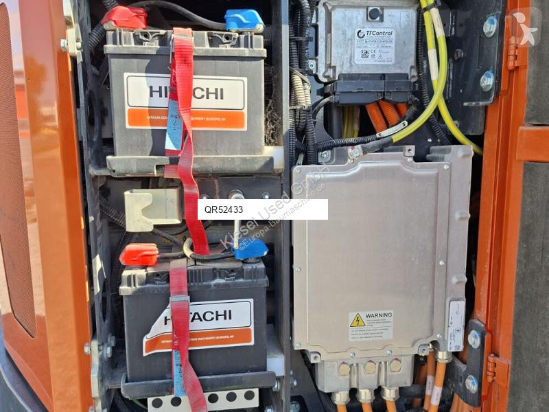 جرافة Hitachi KTEG ZE85