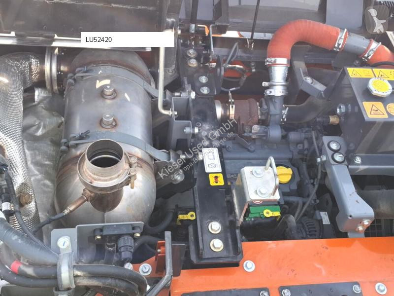 جرافة Hitachi ZX135W-7