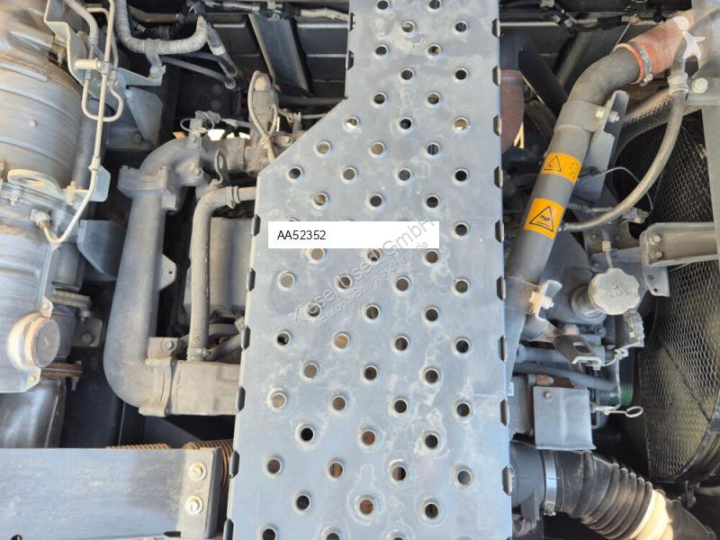 جرافة Hitachi KTEG KMC400P-7