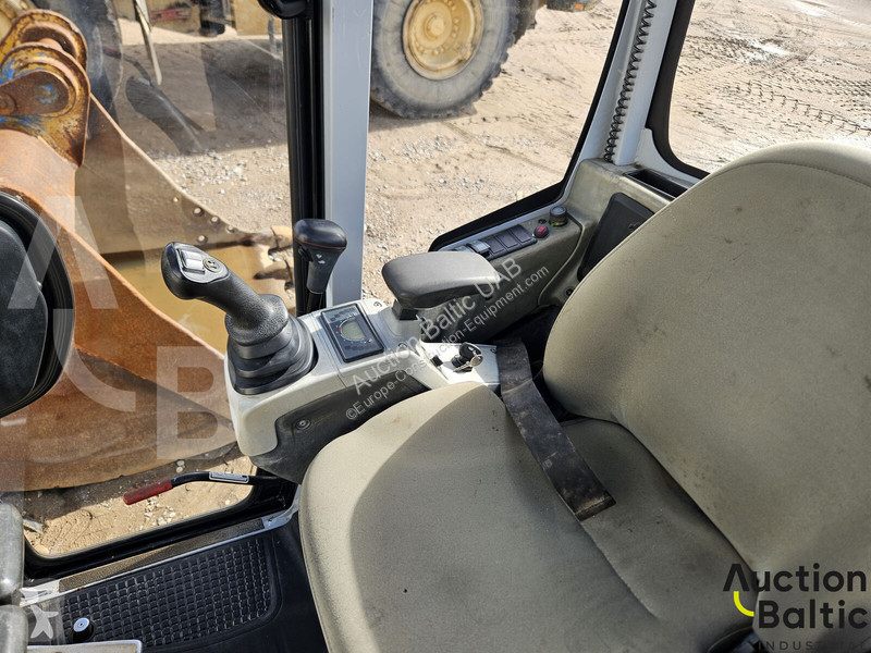 جرافة Wacker Neuson