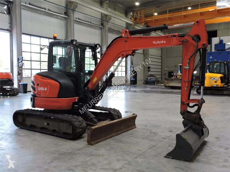 جرافة Kubota U48-4