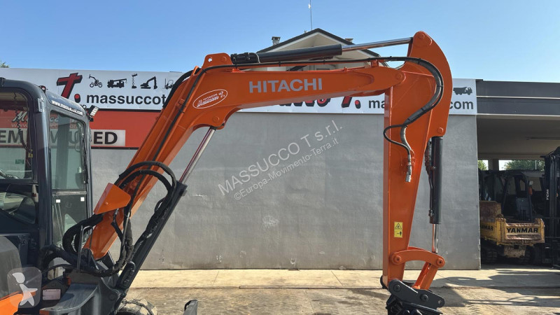 جرافة Hitachi CLR