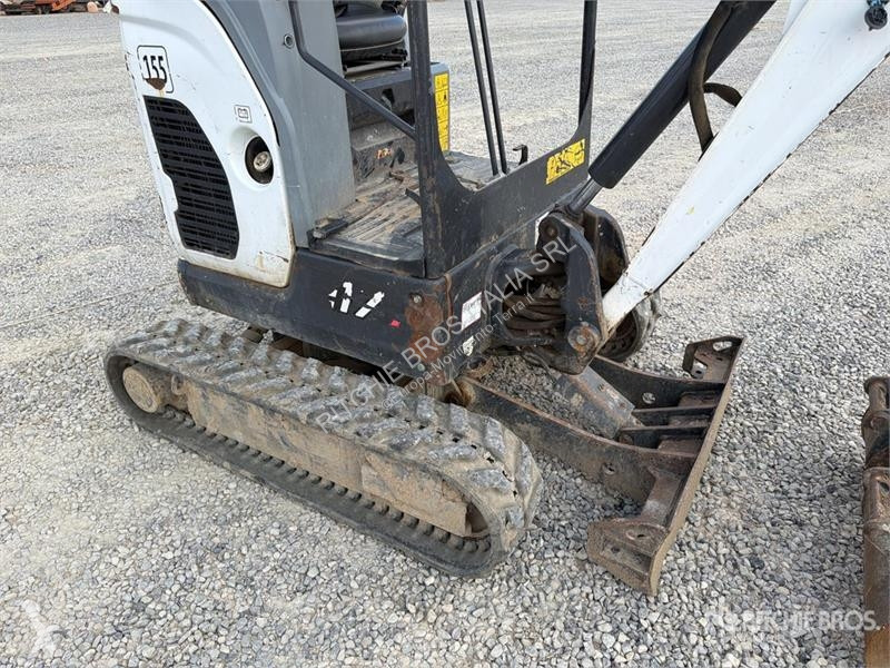 Skovel Bobcat E17 Mini Excavator