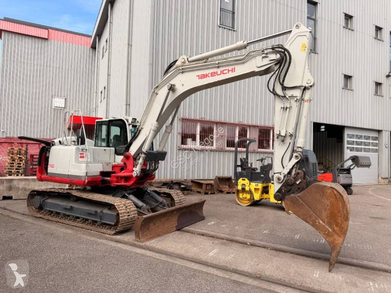 Skovel Takeuchi