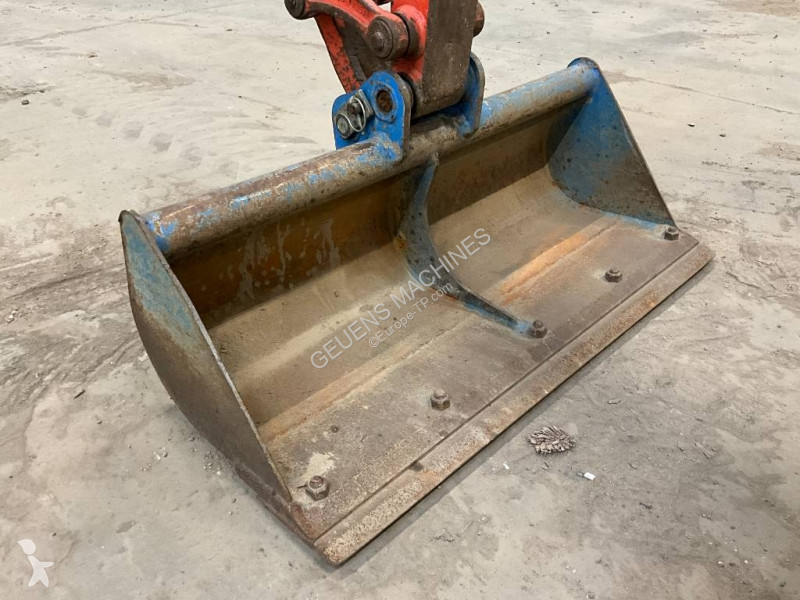 Pelle Kubota 0164
