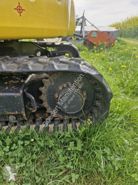 Skovel Komatsu PC24MR-5