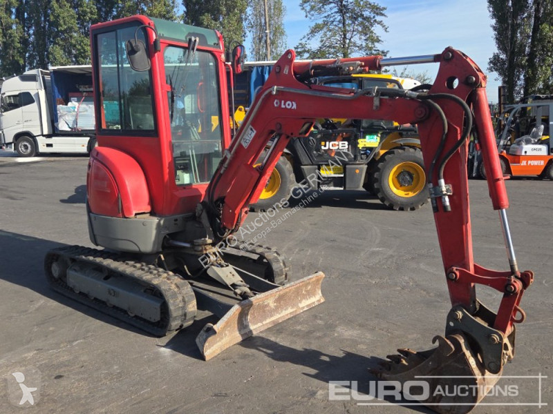 Skovel Yanmar ViO25-4