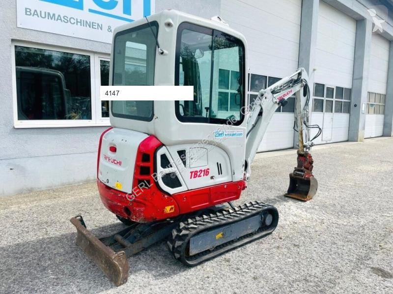 Skovel Takeuchi TB216