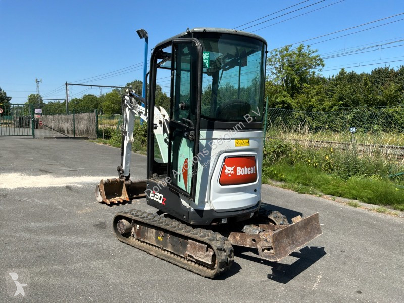 Pelle Bobcat E20Z