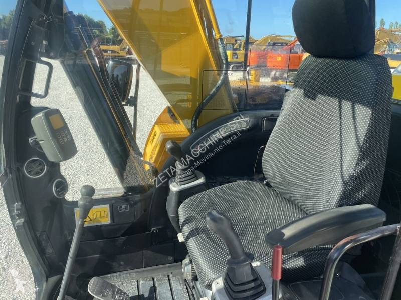 Pelle JCB