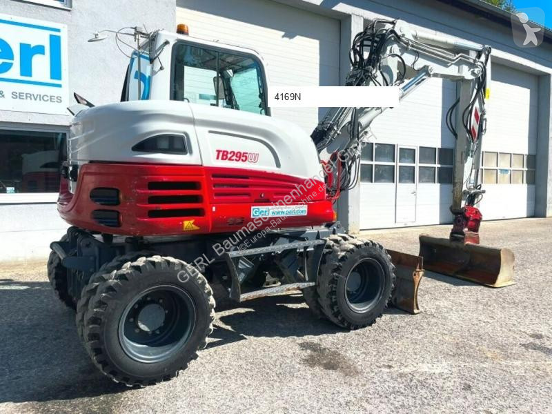 Skovel Takeuchi TB295W