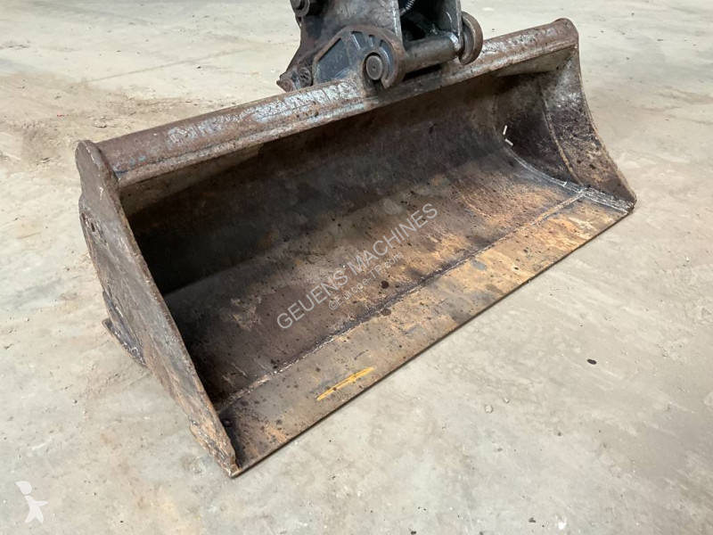 Pelle Caterpillar 302.7 CR
