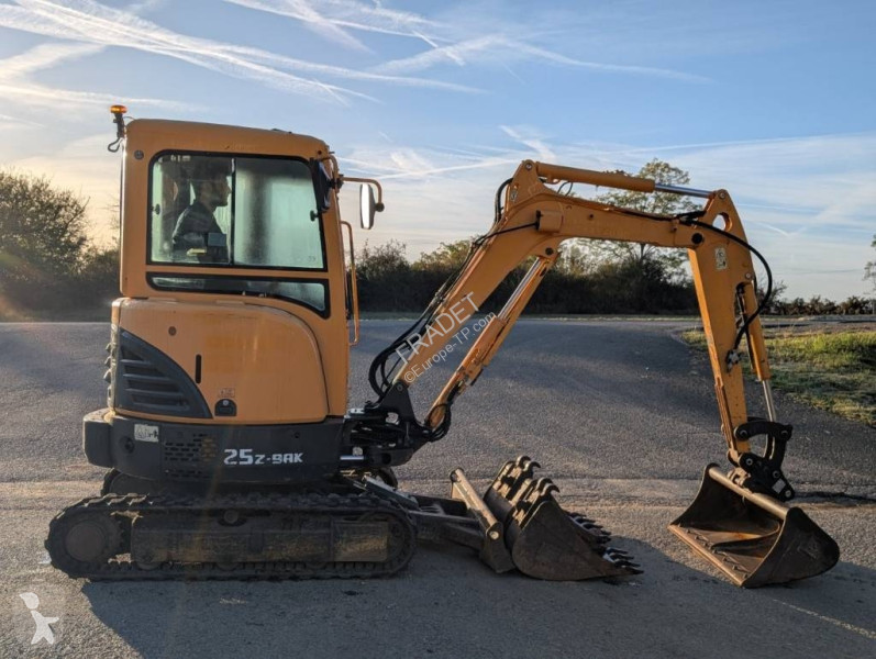 Pelle Hyundai R25Z9