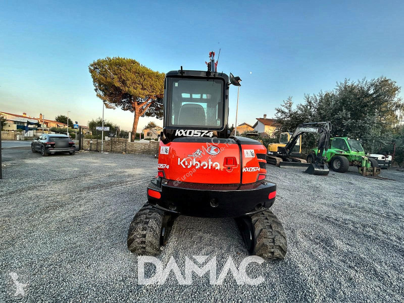 Excavadora Kubota KX57-4