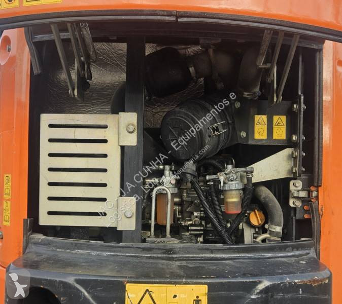 Багер Hitachi ZAXIS