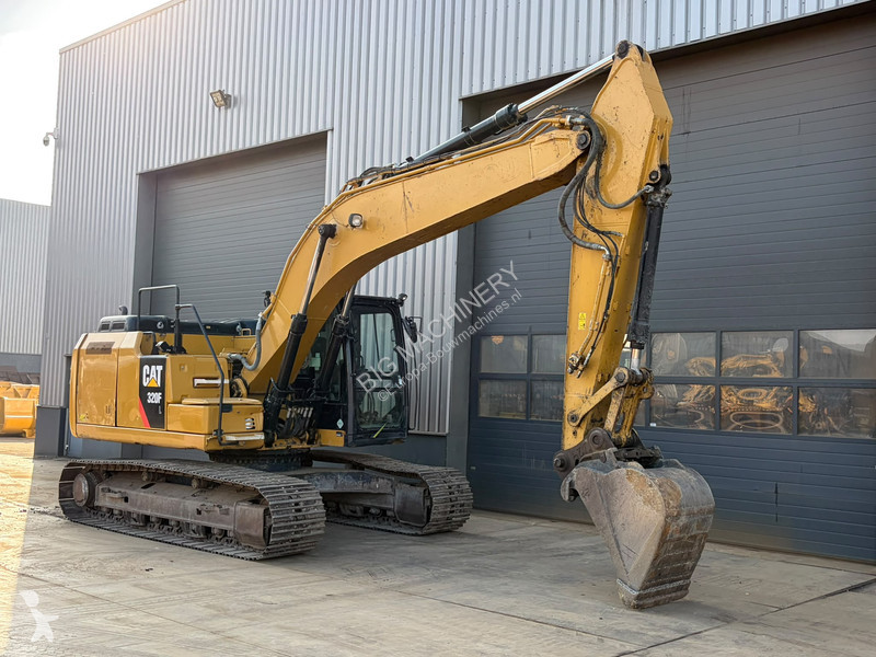 Багер Caterpillar 320FL