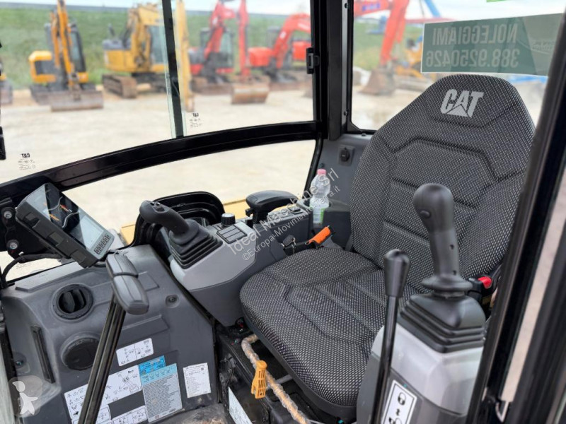 Excavator Caterpillar CR