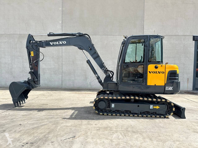 Pelle Volvo EC60C
