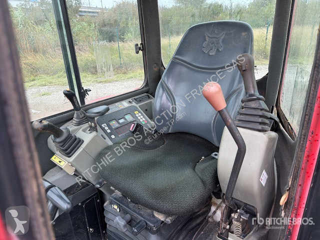 Pelle Bobcat EM
