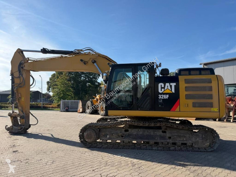 Excavator Caterpillar 326 F L
