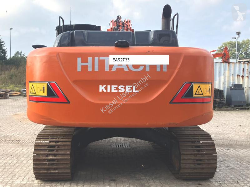 Pelle Hitachi 7