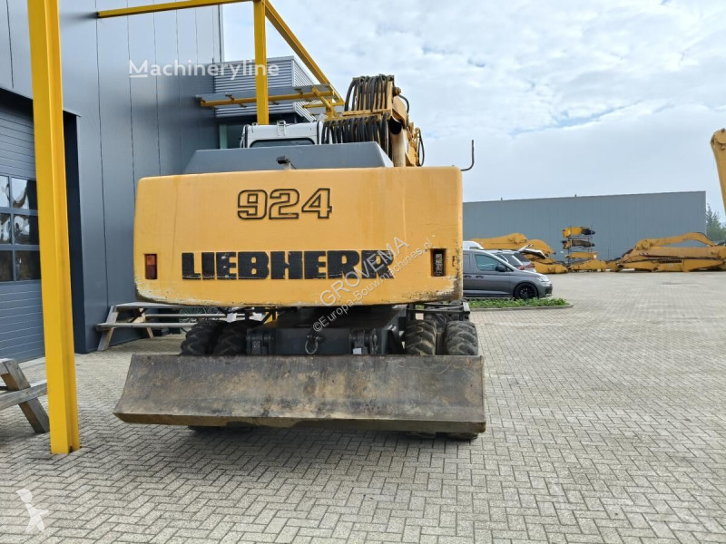 Pelle Liebherr A924 li