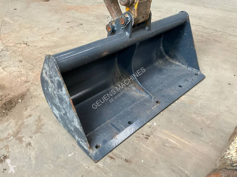 Pelle JCB
