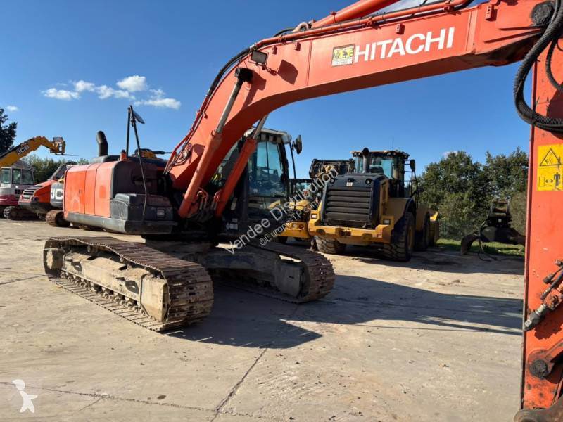 جرافة Hitachi