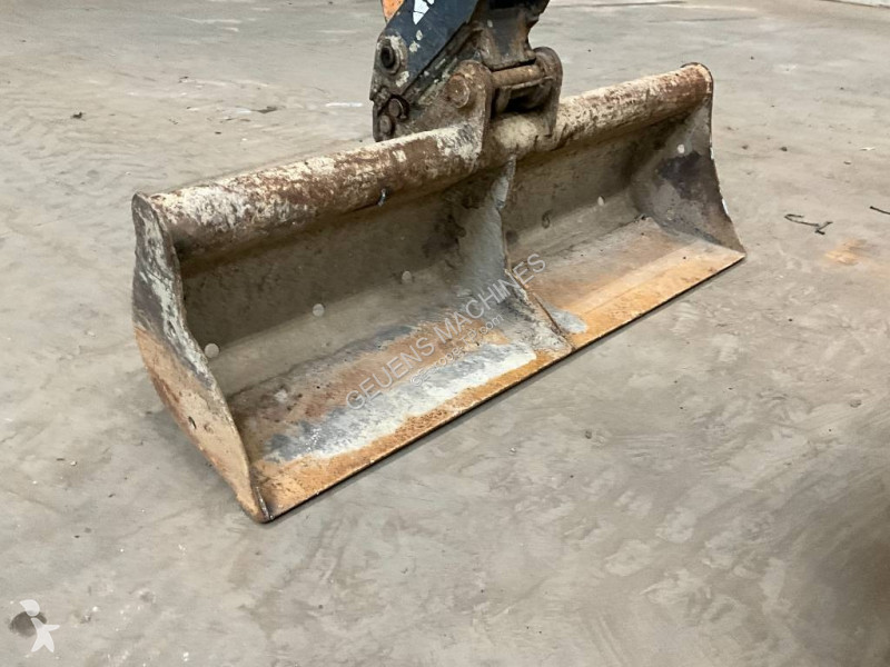 جرافة Hanix H 55 DR