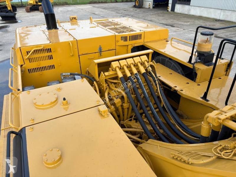 Graafmachine Caterpillar 390DL ME