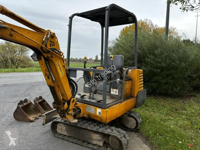 Excavator JCB
