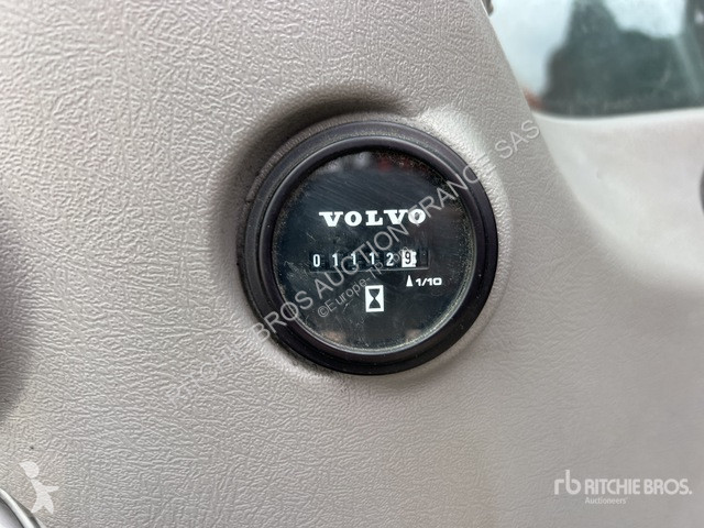 Excavator Volvo  EC200EL
