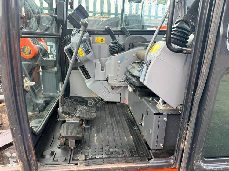 جرافة Kubota KX080-4a2