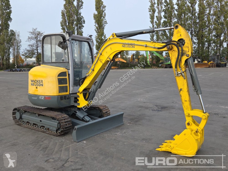 جرافة Wacker Neuson EZ38