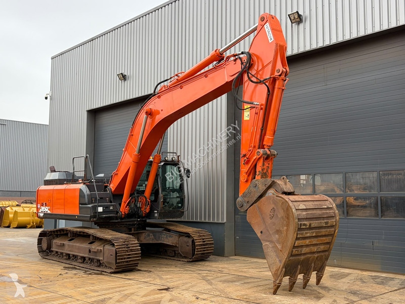 جرافة Hitachi LC-6