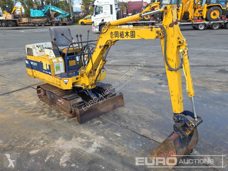 Багер Komatsu PC07-1