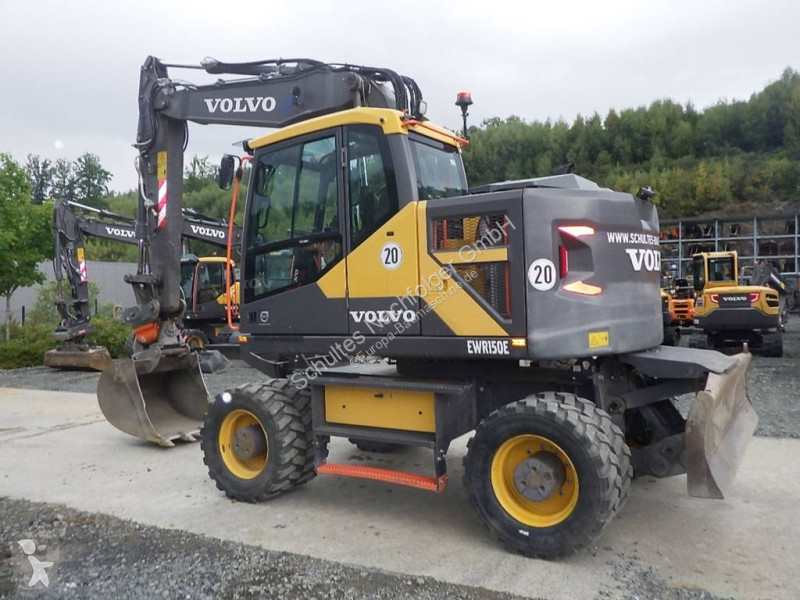 Escavadora Volvo