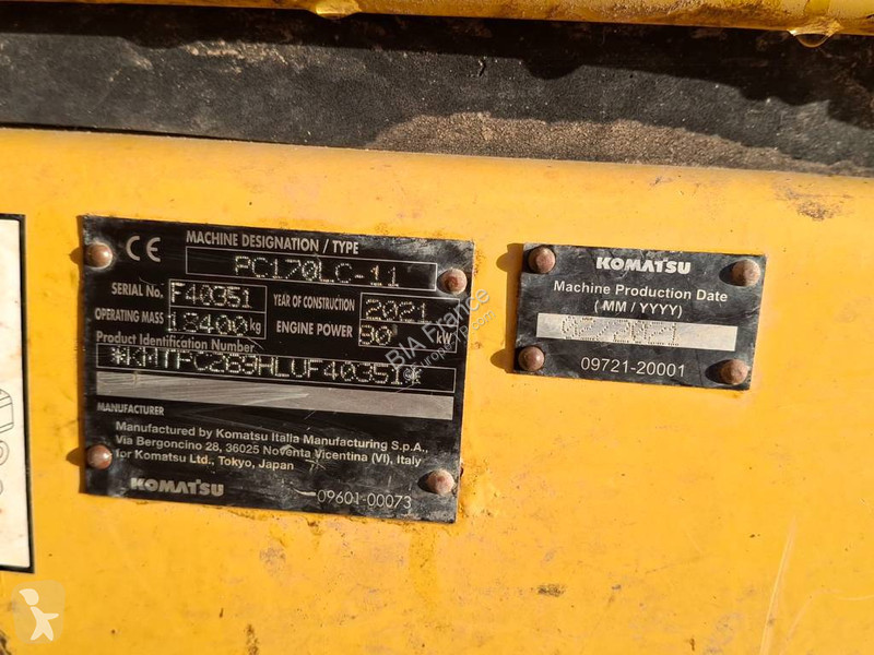 Escavadora Komatsu LC-11