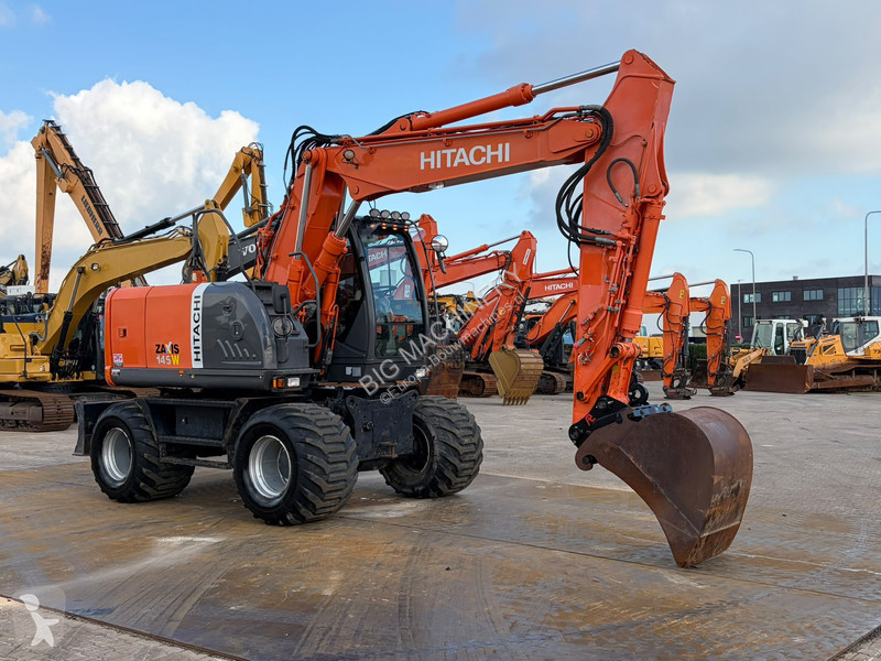 Escavadora Hitachi | Dutch Machine