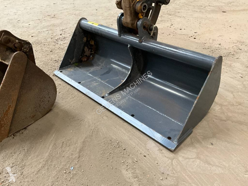 Escavadora JCB