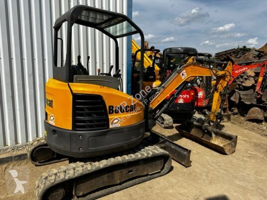 Escavadora Bobcat