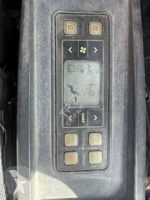 Escavadora Hyundai ROBEX 60CR-9A