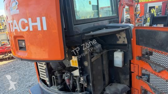 Excavadora Hitachi ZX26U-5A CR