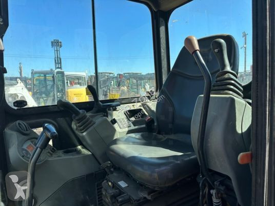 Escavadora Bobcat